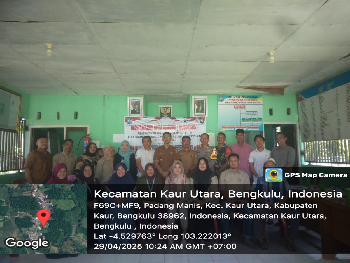 erdania10's tweet photo. #TPPBersamaMenteriDesa

Pendataan pelaksanaan Musdes khusus pembentukan koperasi merah putih

#TPPBersamaMenteriDesa

@prabowo
@YandriSusanto27
@ArizaPatria
@taufikmadjid71
@kemendespdt
@bpsdmkemendesa https://t.co/VHqWkdXorq