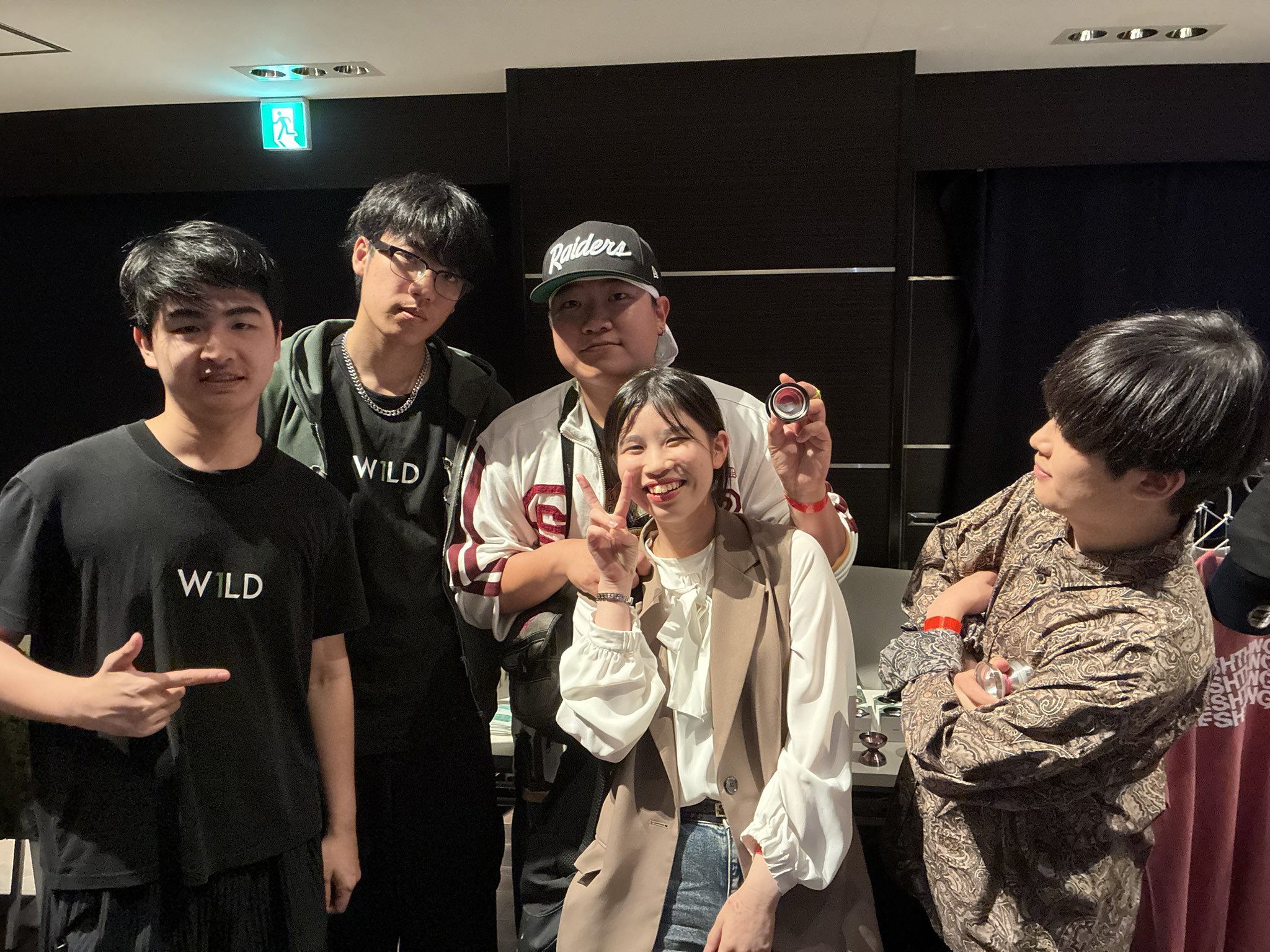 W1LD (@W1LD_44) / X