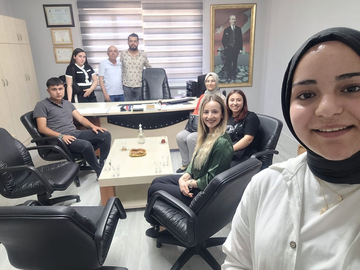 Muhasebe Finansman Alanı ile İlgili İsyeri Ziyaretleri Gerçekleştirdi.
Muhasebe Finansman Alanı öğretmenleri ve 11-A sınıfı öğrencileri ile birlikte SMMM iş yerleri ziyaret edildi. <a href="/tcmeb/">Millî Eğitim Bakanlığı</a> <a href="/MersinMEM/">Mersin İl Millî Eğitim Müdürlüğü</a> <a href="/fazilet_durmus/">Fazilet Öğretmen 🇹🇷</a> <a href="/AnamurMem/">Anamur İlçe Millî Eğitim Müdürlüğü</a> <a href="/1mustafa_kaplan/">Mustafa KAPLAN</a> <a href="/naci_sen/">nacisen</a>