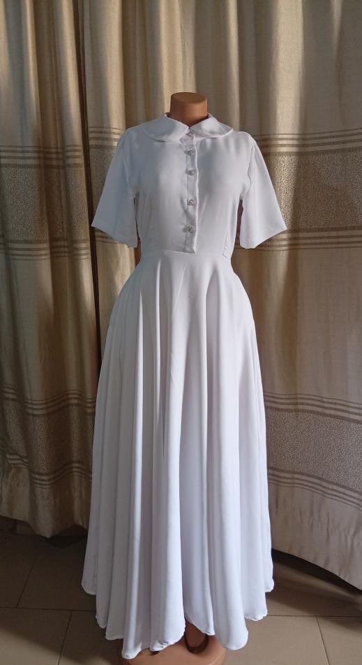 itz_phadey's tweet photo. Hey queens, I make beautiful, elegant outfits tailored just for you!

Check out this stunning white dress with a soft collar, detailed buttons, and a full flare. 

For all your bespoke fashion needs, I’m the right plug! @Phabee_

📍Abuja
I deliver to any location 🚚

Kindly RT 🙏🏽 https://t.co/CzESK4sZMz