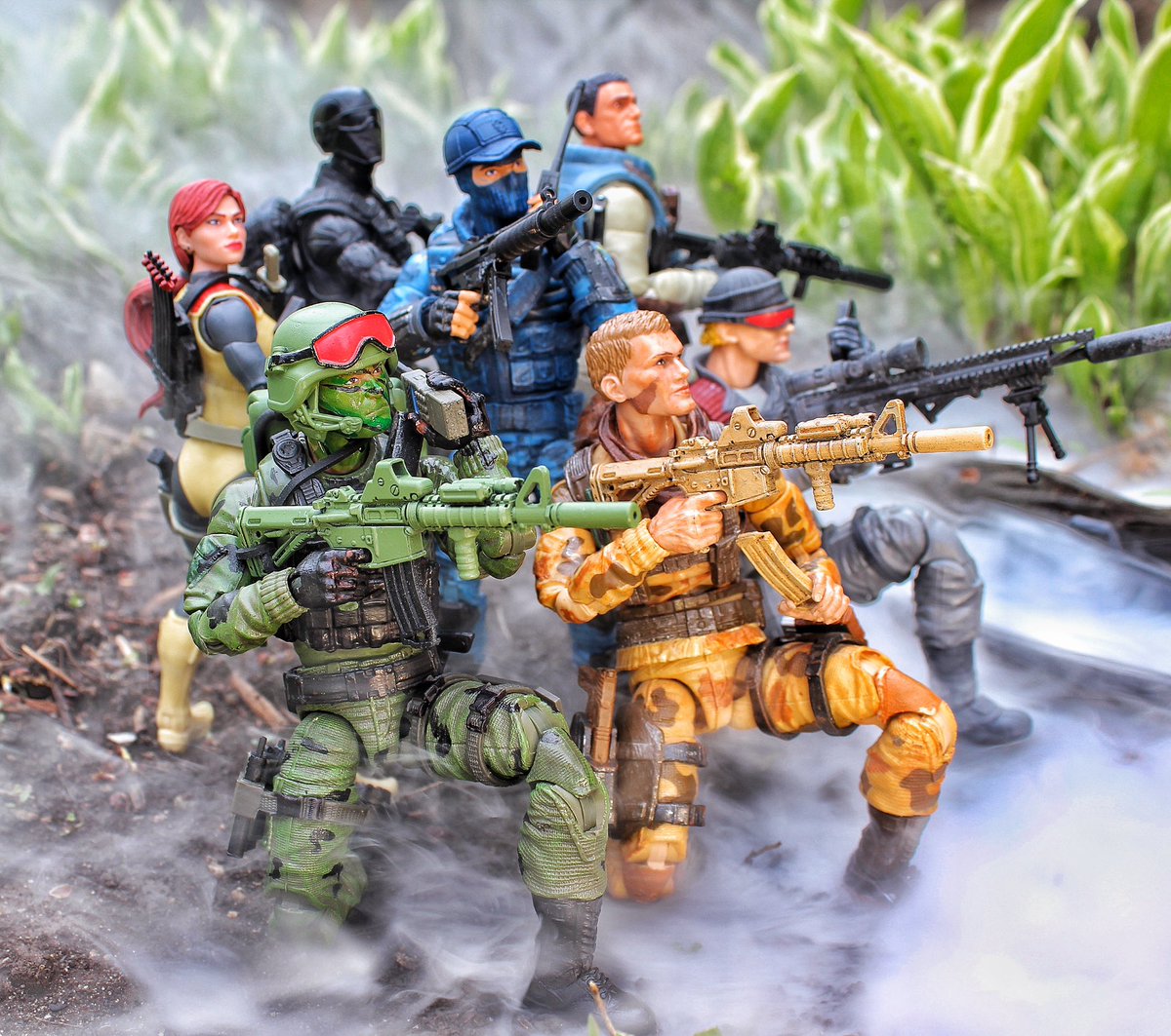 Heads up, Joes! #gijoe #hasbro #gijoeclassified #customactionfigures #cobra  #gijoenation #gijoecommunity #gijoecollector #actionfigures #actionfigurephotography #toyphotography #toyartistry #toyelites #acba #articulatedcomicbookart #hasbro #sixinchjoes #classifiedsnipers