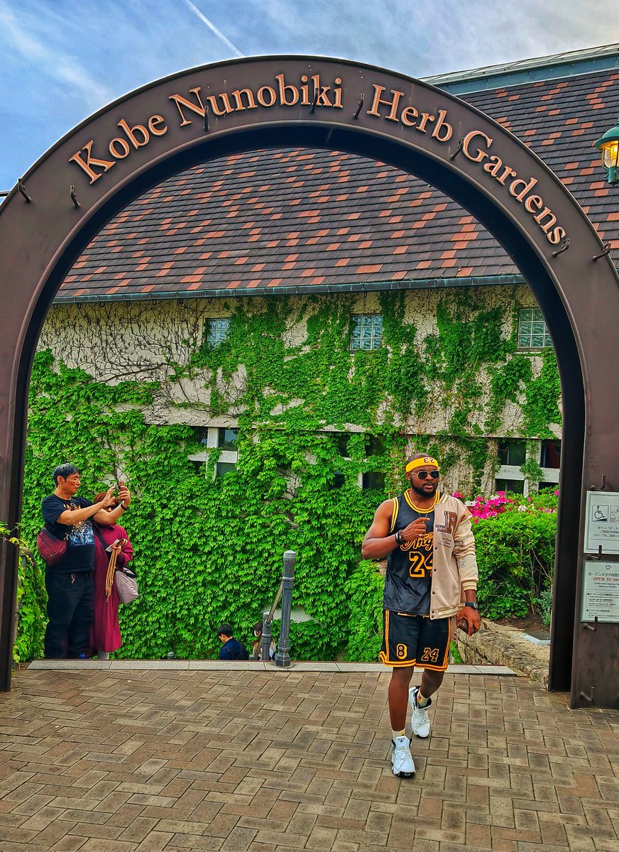 👑S.A.L.A.K.O🕊 tweet media