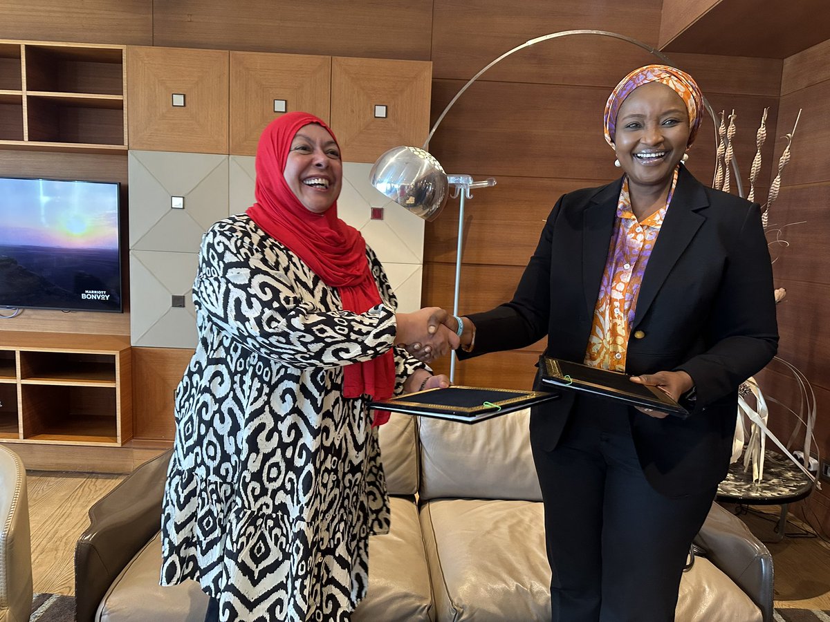 Zainab Shinkafi-Bagudu (@drzsb) on Twitter photo Honored to sign an MOU between <a href="/MedicaidcfP/">MedicaidCFPrograms</a> and the Union of African Cancer Organizations, led by the President of the Algerian Federation of Cancer Patient Associations, Mrs Hamida Ketab. I am inspired by Algeria’s coordinated efforts and strong commitment to cancer care. Honored to sign an MOU between <a href="/MedicaidcfP/">MedicaidCFPrograms</a> and the Union of African Cancer Organizations, led by the President of the Algerian Federation of Cancer Patient Associations, Mrs Hamida Ketab. I am inspired by Algeria’s coordinated efforts and strong commitment to cancer care.