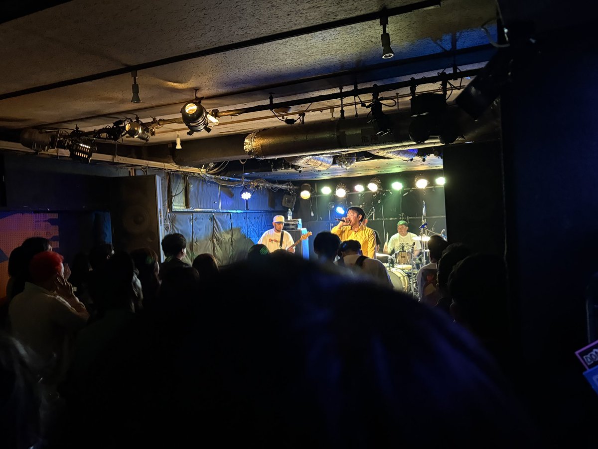 marblegc's tweet photo. 昨日はライブにご来場頂いた皆様、出演者の皆様、ガスバーナーさん、ショーボードさん、ありがとうございました。今回ちょっと激しめ選曲でのマーブルギターケースでしたが個人的には楽しかったです！ https://t.co/cneLCcP8Gh
