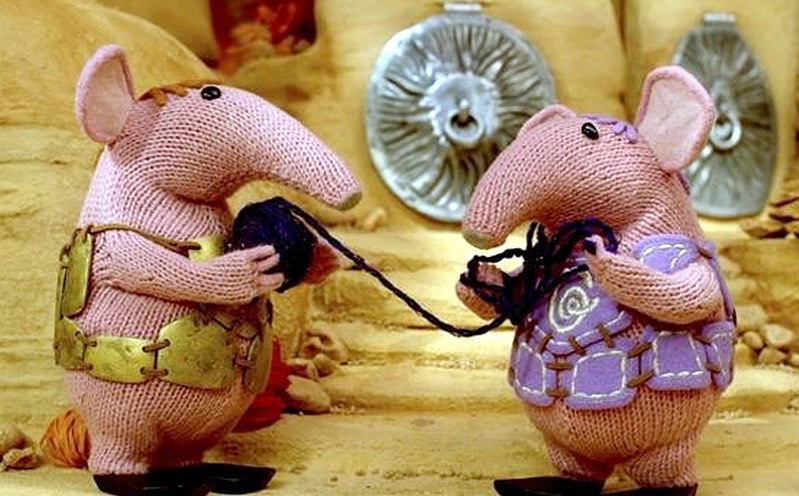 Major’s helping Granny untangle her wool. Let’s all do something kind for somebody we love this week 💖

#clangersforkindness