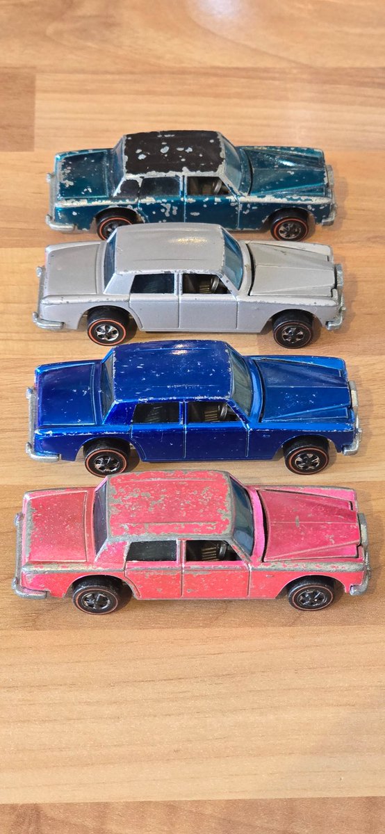 Which one you choosing? #HotWheels #Redline #RollsRoyce