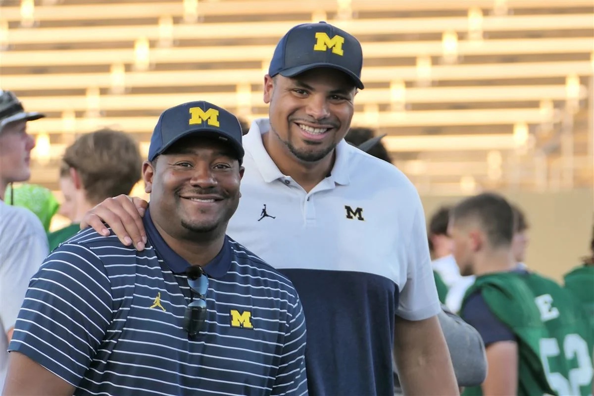 ChadTough Defeat DIPG Foundation (@chadtough) on Twitter photo Enjoy an unforgettable Michigan Football experience for your group of four! Tour Schembechler Hall with <a href="/grant_newsome/">Grant Newsome</a> & <a href="/19Bellamy/">Ron Bellamy</a>, then enjoy dinner with them and their wives.
Bid here: e.givesmart.com/events/GiB/i/_…
#ChadTough #GoBlue Enjoy an unforgettable Michigan Football experience for your group of four! Tour Schembechler Hall with <a href="/grant_newsome/">Grant Newsome</a> & <a href="/19Bellamy/">Ron Bellamy</a>, then enjoy dinner with them and their wives.
Bid here: e.givesmart.com/events/GiB/i/_…
#ChadTough #GoBlue