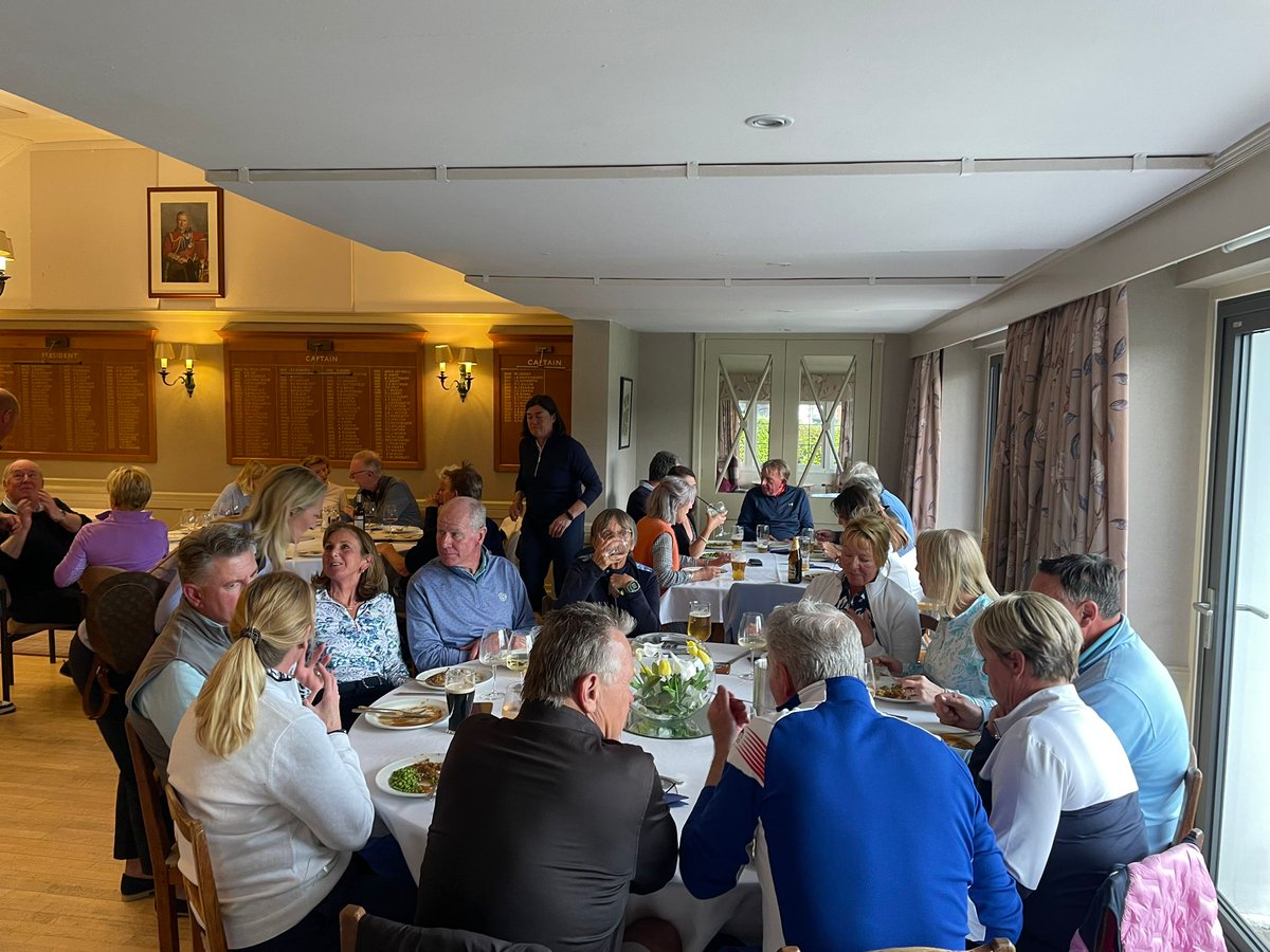 IlkleyGolfClub's tweet photo. 72 #IlkleyGolfClub members took part in the #Yorkshire v. Rest of the World match on Sun. Defined by their place of birth, Yorkshire was led by lady capt and the RoW led by men’s capt Nick Ryle. It was a fun event locked at 9-9.
#socialgolf #fungolf #GolfinYorkshire https://t.co/d7xXKjNaDg