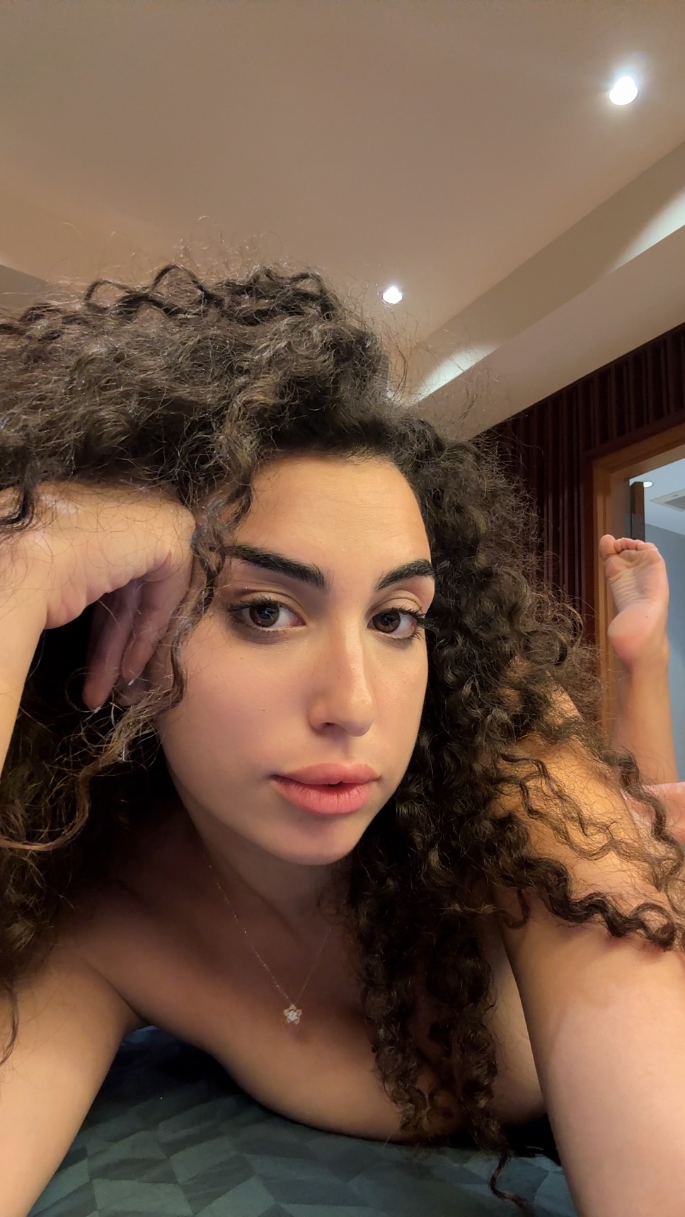 Shir Shapira on X: Am I the most beautiful girl youve seen? 🥰  t.cod5PhxdSZQT  X