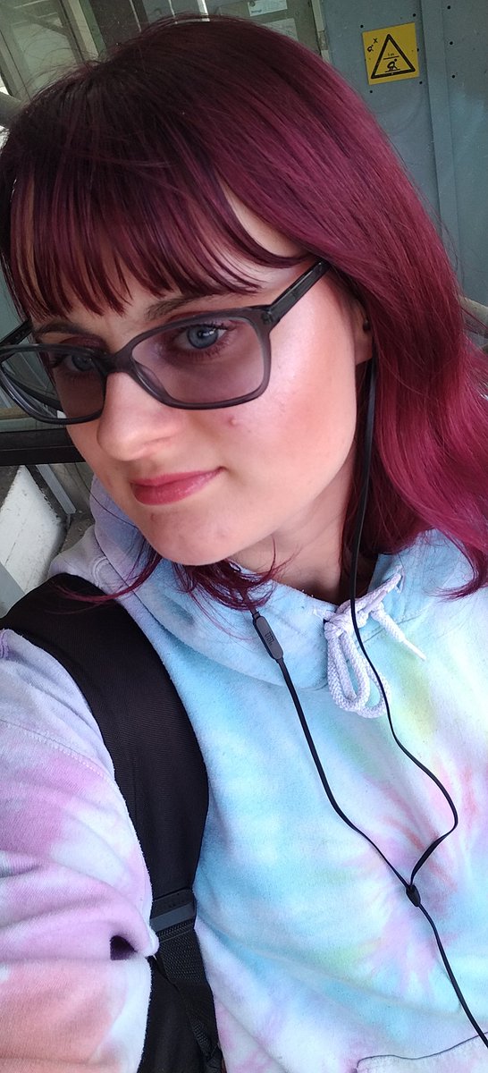 HenryLovato10's tweet photo. 💜
#selfie #selfies #me #myself #i #memselfandi #ich #ichselbst #happy #purple #purplehair #hair #haare #haar #haarfarbe #haircolor #lila #lilanehaare https://t.co/1MqGbIr0qO