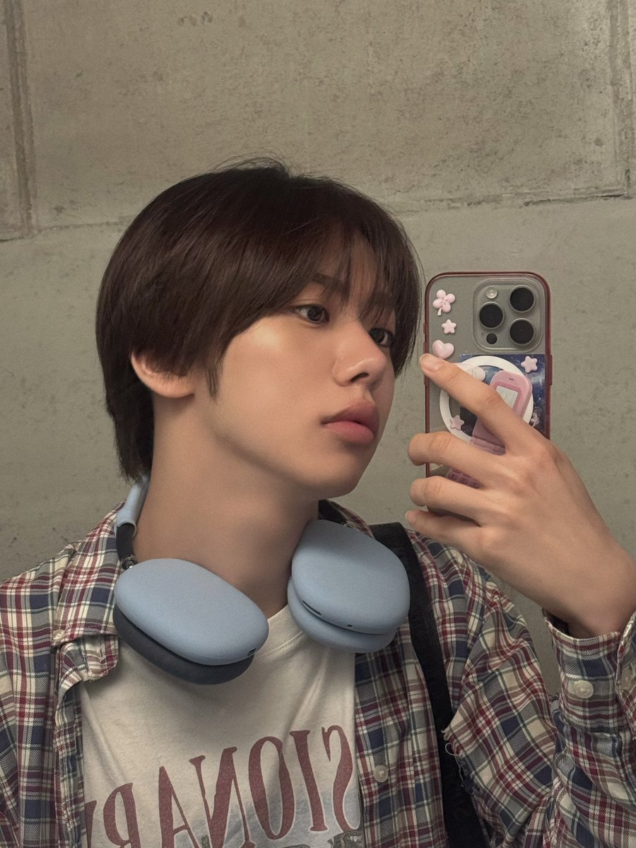 머리카락이 너무 짧아진 사건 💇‍♂️

#AHOF #아홉
#WOONGKI #차웅기