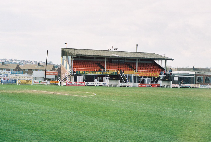 72Concourse's tweet image. Old School EFL Grounds Part: Burton Albion🟡⚫️
🏟️Eton Park
#efl #bafc