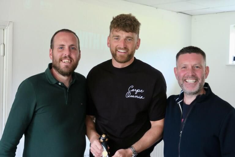 FlaundenFC (@flaundenfc) on Twitter photo Congratulations to the End of season award winners yesterday on Flaunden Day.
Managers Players - Josh Bundey
Players Player - <a href="/mattbateman95/">Matt Bateman</a>
Clubman - Dan Hughes
Top Goalscorer- <a href="/mattbateman95/">Matt Bateman</a>
#VIVALAFLAUNDEN Congratulations to the End of season award winners yesterday on Flaunden Day.
Managers Players - Josh Bundey
Players Player - <a href="/mattbateman95/">Matt Bateman</a>
Clubman - Dan Hughes
Top Goalscorer- <a href="/mattbateman95/">Matt Bateman</a>
#VIVALAFLAUNDEN