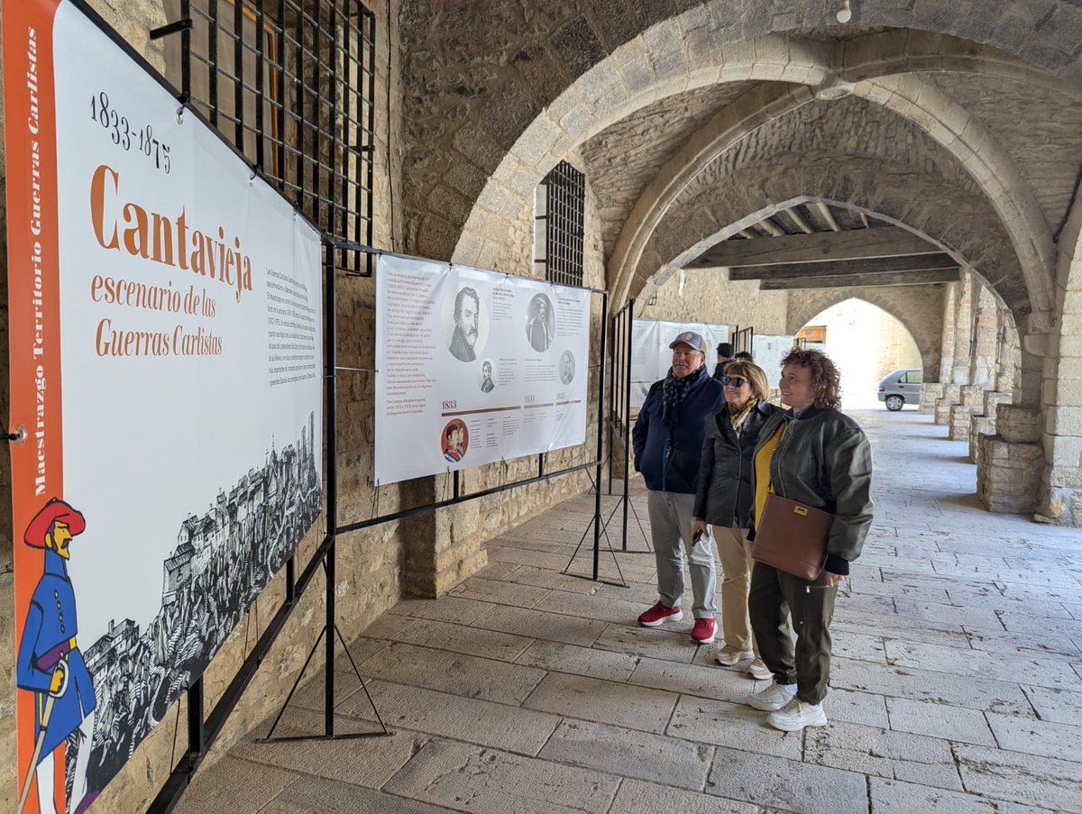 ❗ Durante este mes de mayo en la plaza de Cantavieja se puede visitar una exposición instalada bajo los arcos del ayuntamiento sobre el ineludible papel que jugó Cantavieja en la historia de España del siglo XIX.

👥 Toda la información:
facebook.com/ComarcaMaestra…