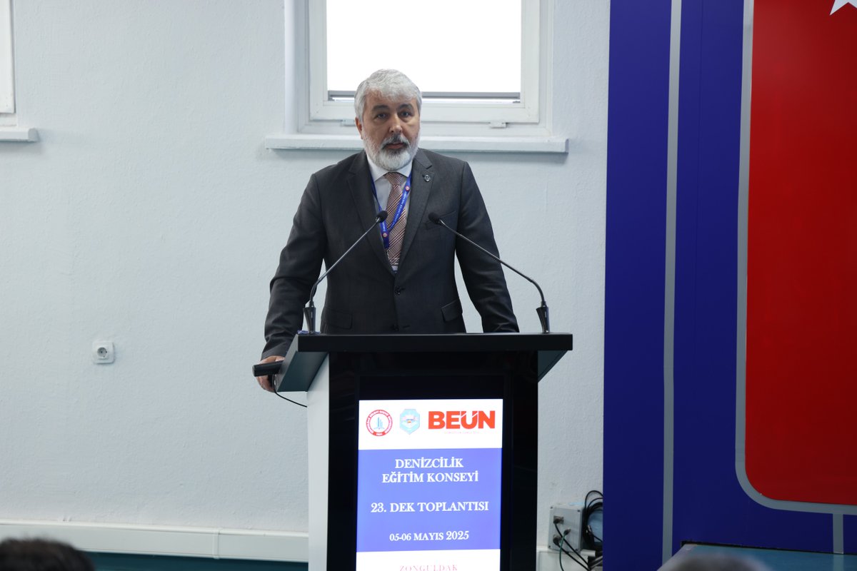 Zonguldak Bülent Ecevit Üniversitesi Denizcilik Fakültesi ev sahipliğinde düzenlenen "23. Denizcilik Eğitim Konseyi", Tahir Karauğuz Konferans Salonu'nda gerçekleştirilen açılış töreniyle başladı. 🚢⚓️

<a href="/UABakanligi/">T.C. Ulaştırma ve Altyapı Bakanlığı</a> <a href="/a_uraloglu/">Abdulkadir URALOĞLU</a> 
#Beun <a href="/ihozolcer/">Prof. Dr. İsmail Hakkı ÖZÖLÇER 🇹🇷</a> <a href="/pirireisuni/">Piri Reis Üniversitesi</a> <a href="/NafizArica/">Nafiz Arıca</a>