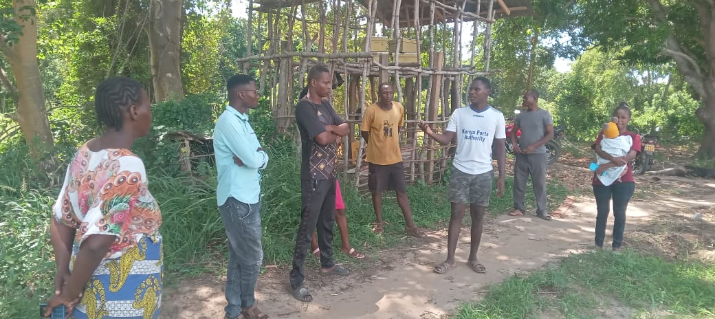 JrScarley's tweet image. Just wrapped up an inspiring visit to Ngao, Tana River County. We mapped out our Theory of Change — from skills training to sustainable income to resilient communities. This is how we build a future where youth &amp;amp; women thrive#YouthVoices #Farming #Digitaljob  #WeInspireAfrica