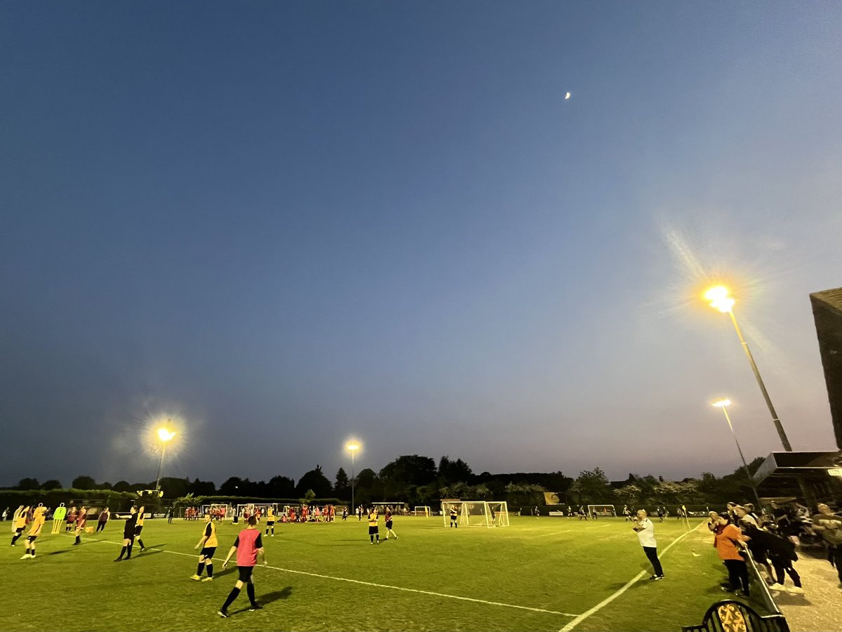 MersthamFC1892's tweet image. MERSTHAM YOUTH TOURNAMENT ✅

What a weekend! Brilliant to see so many enjoying the beautiful game at our most successful tournament yet - we hope you all had a fantastic time!

👏 Huge thank you once again to The Light Redhill for sponsoring the tournament.

#WeAreMerstham 🧡🖤