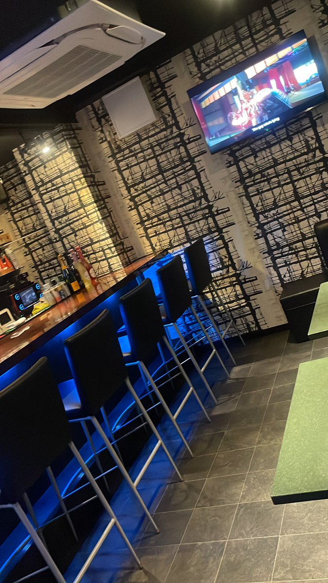 オープンしました‼️

ご来店お待ちしております😁✨

#大阪 #ミナミ #宗右衛門町  #難波 #心斎橋  #道頓堀  #BAR  #二次会  #カラオケ  #飲み放題  #シーシャ  #シーシャバー