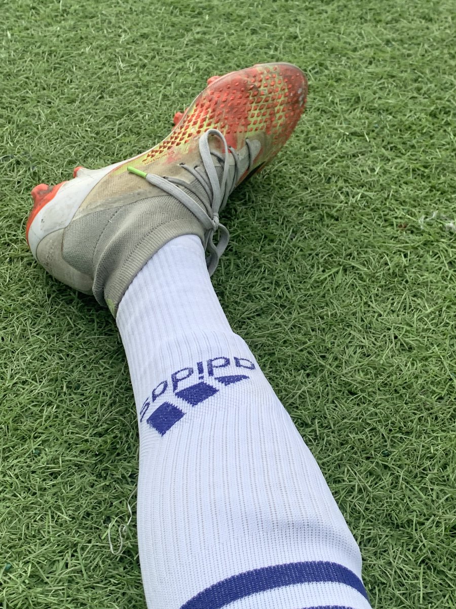 又是酸爽的一天，球袜好黏