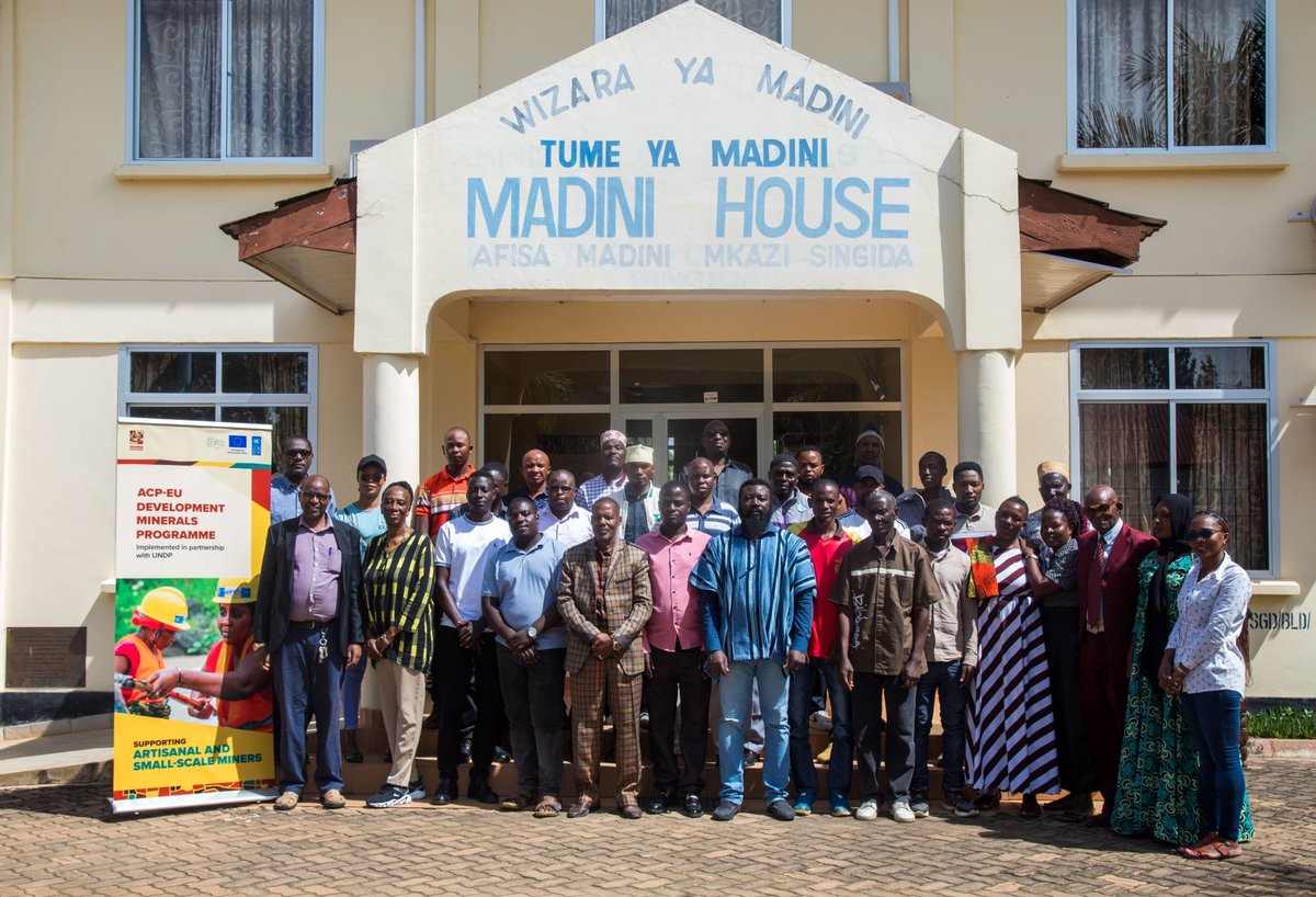 fadevtz's tweet image. Empowered trainers #trainoftrainers ,empowered communities.
Together with @undp , we’re building knowledge on mining &amp;amp; environmental compliance to ensure a greener, fairer future.

#FADev #UNDP #UNDPtz  #tanzania #tanzaniadevelopment #miningcompliance #Developmentminerals