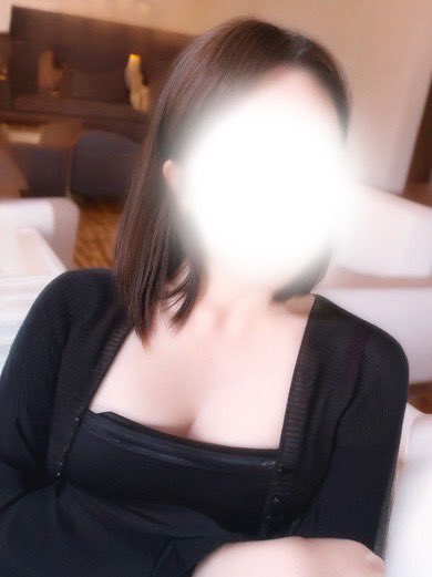 ruui_candy's tweet photo. ご報告🤍

この度CANDYさんに入店しました🩷

やっ��やっと発表できてうれしい🥹💓

お気づきのお兄さんたちもちらほら

いたよねっ🤭💕💕

パネル上げてすぐご予約のお問い合わせ

してくれたお兄さんありがとう😭🙏💖

初出勤は5/10(土)と5/11(日)です💛

新人るい頑張ります̗̀ ꪔ̤̥ꪔ̤̮ꪔ̤̫ ̖́- https://t.co/8eOp3NITXI