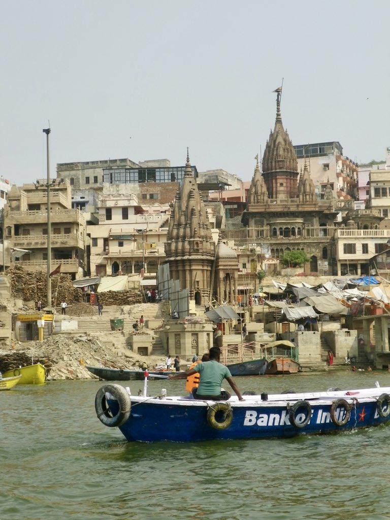 Justthenoneofus's tweet photo. Varanasi - 身構えていたより遥かに平和だった https://t.co/vu9OeW2Epb