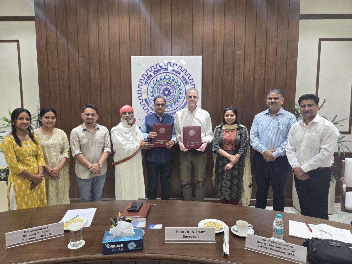 IIT Roorkee has signed an MoA with HESCO to jointly drive sustainable development and rural innovation in the Himalayan region through joint research, eco-friendly technologies, and community outreach. #IITRoorkee #HESCO #Sustainability #RuralInnovation #NEP2020