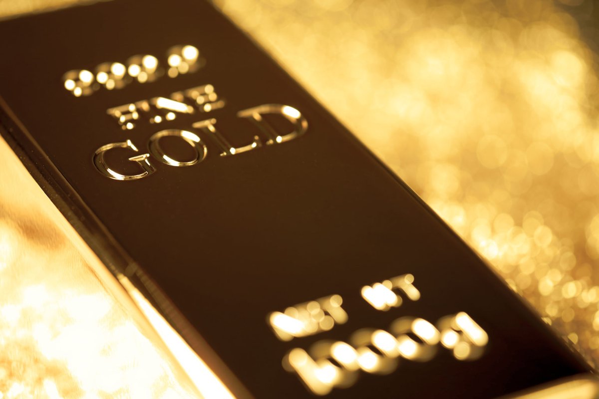 🏆 John Paulson sees gold hitting $5,000/oz by 2028, driven by central bank buying &amp; trade tensions. $RGR.C / $RGRLF offers exposure to the trend with high-grade US-based gold targets.

Read here: mining.com/web/billionair…

#Gold #Mining #Investing
