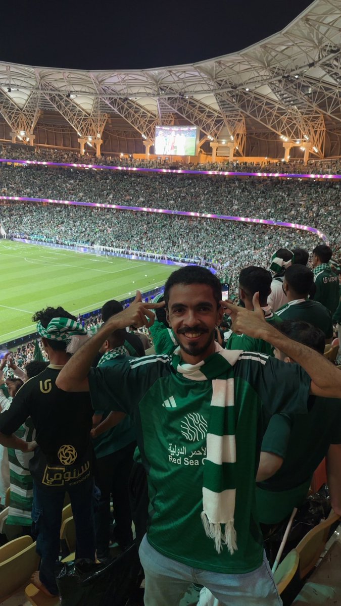 Eng_MJ515's tweet photo. لا زلت عالق هنا 💚💚 https://t.co/nMKq1vtuTy