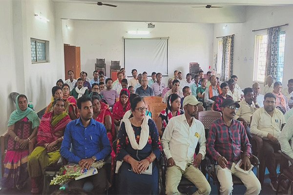 lagatarIN's tweet image. #chandil : रुआर कार्यक्रम को लेकर कुकड़ू में प्रखंड स्तरीय कार्यशाला आयोजित  lagatar.in/chandil-block-… #workshop #organized