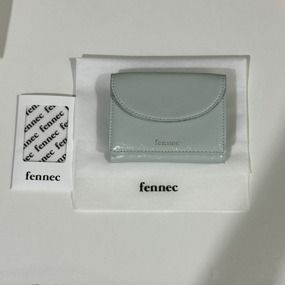 imymeminedm's tweet photo. ส่งต่อFennec crinkle halfmoon wallet สี pale mint 800ส่งฟรี ตำหนิขอบกาวหลุดเล็กน้อยกับรอยดำตามรูป (กล่องยับขอคนไม่ซี รูปในเทรด) ขอรูปพต ได้ค่ะ
#ส่งต่อ #ส่งต่อกระเป๋า #ส่งต่อfennec #กระเป๋าfennec #fennecthailand #fennecพร้อมส่ง #fennec #ส่งต่อกระเป๋า #กระเป๋ามือสอง #กระเป๋าสตางค์ https://t.co/1lezBbymDP