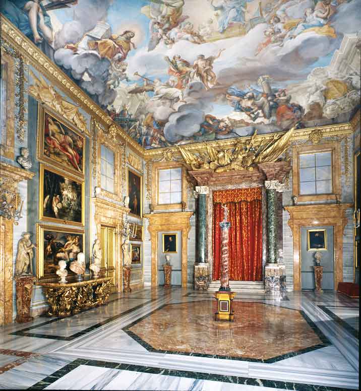 Beyond its world-famous monuments, a lesser-known Rome can still leave you speechless. In the heart of Rome, Palazzo Colonna is one of the Eternal City’s most striking examples of Roman Baroque with magnificent gardens at the base of the Quirinal Hill: bit.ly/47hMsXZ