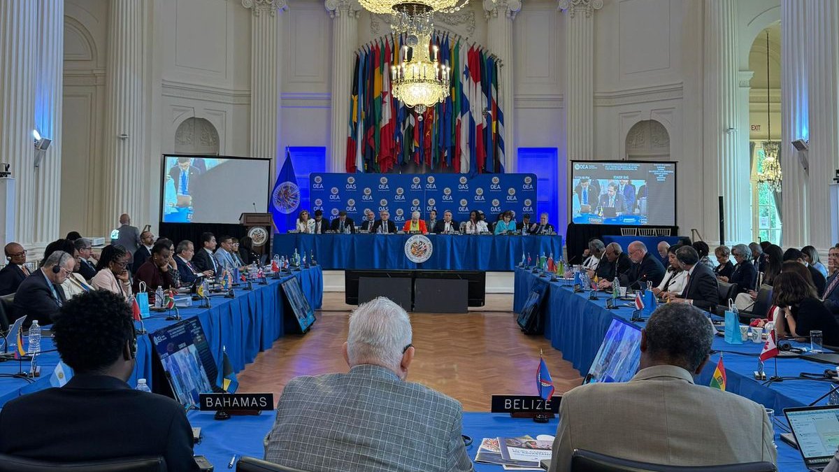 Guatemala agradece el respaldo recibido a la candidatura de la Embajadora Claudia Escobar Mejía y felicita a Laura Gil, de Colombia, por su elección como Secretaria General Adjunta de la OEA.

#NotaDePrensa ➡️ bit.ly/432kxtc