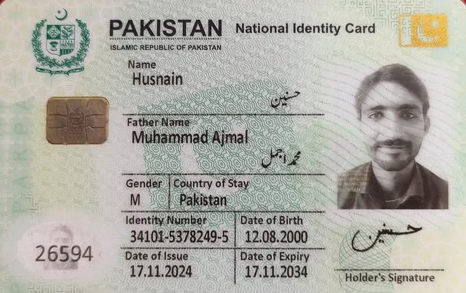 potus021's tweet photo. A Pakistani National has been arrested in Gurdaspur of Punjab by BSF and has now been handed over to the Punjab Police.
He has been sent for a two-day remand.
Name - Md Husinan
S/o-Md Ajmal
R/O-Gujjarewala(Pak)
#PakIntruderCaught
#IndoPakBorder
#BSF_Punjab https://t.co/Iz7KIhQ8RX