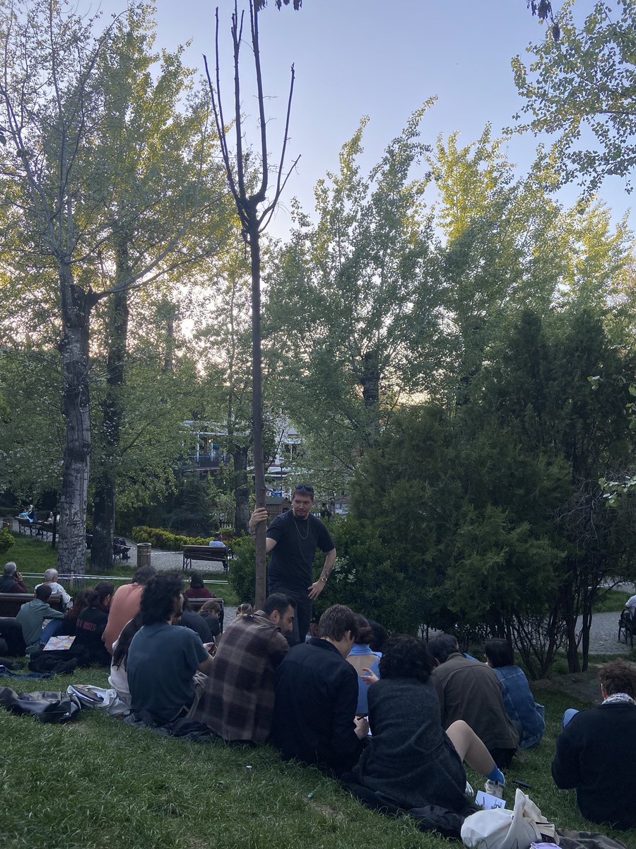 Uzun zaman olmuştu kuğulu