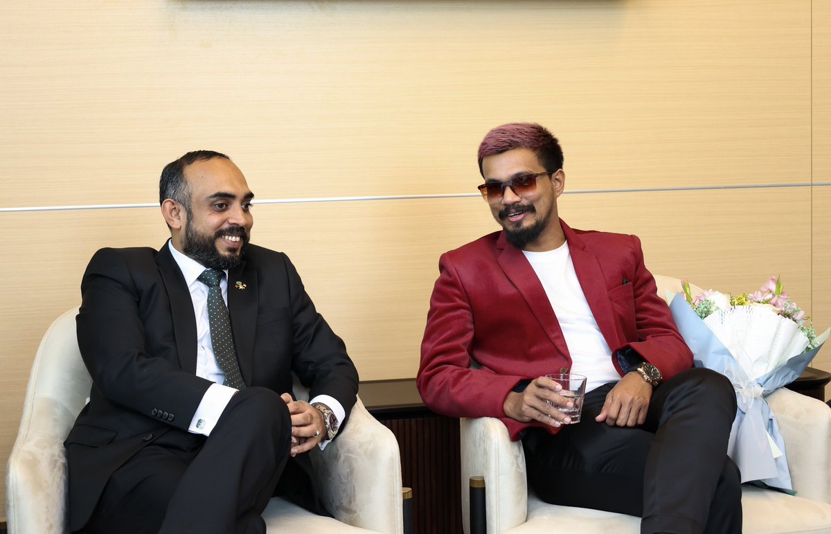 NCA_MDV's tweet image. A proud moment for the Maldives! Our Minister Ibrahim Waheed, along with NCA’s Deputy Ministers and Director General, gave a heartfelt welcome to 2ofus at the airport as they returned home as the 2nd runner-up in the grand finale. Your remarkable journey has inspired the nation.
