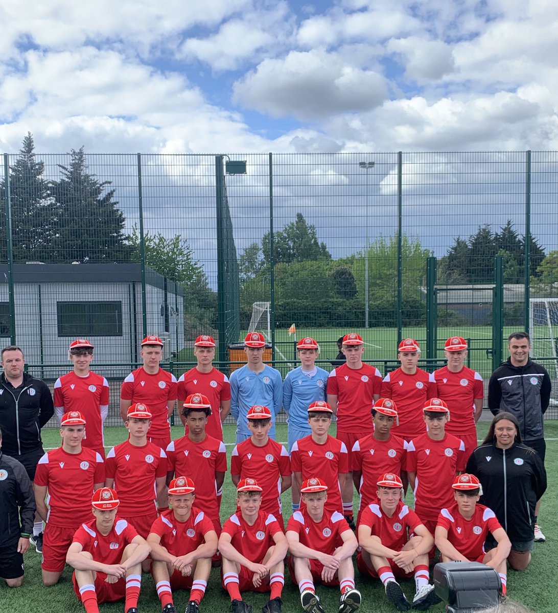 kate courtman scrase (@kate_scrase) on Twitter photo A fantastic performance today from all of the boys in their national debut <a href="/WelshSchoolsFA/">Welsh Schools' F.A.</a> v <a href="/isfafootball/">ISFA</a>. A 4-0 win making us all proud! π΄σ §σ ’σ ·σ ¬σ ³σ Ώ <a href="/CVSFA/">Cardiff & Vale Schools & Colleges FA</a> <a href="/swans_academy/">Swansea City Academy</a> <a href="/StTeilos/">St. Teilo's</a> <a href="/stteilos_PE/">St Teilo's PE</a> <a href="/stteilos_Lower/">St Teilo's - Year 8</a> A fantastic performance today from all of the boys in their national debut <a href="/WelshSchoolsFA/">Welsh Schools' F.A.</a> v <a href="/isfafootball/">ISFA</a>. A 4-0 win making us all proud! π΄σ §σ ’σ ·σ ¬σ ³σ Ώ <a href="/CVSFA/">Cardiff & Vale Schools & Colleges FA</a> <a href="/swans_academy/">Swansea City Academy</a> <a href="/StTeilos/">St. Teilo's</a> <a href="/stteilos_PE/">St Teilo's PE</a> <a href="/stteilos_Lower/">St Teilo's - Year 8</a>