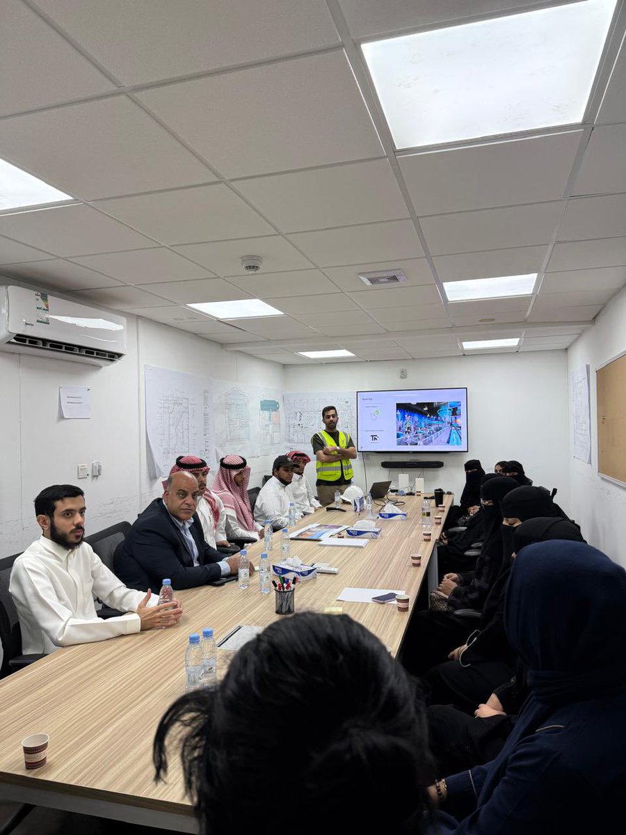 FBSU _ College of Business and Management tweet media