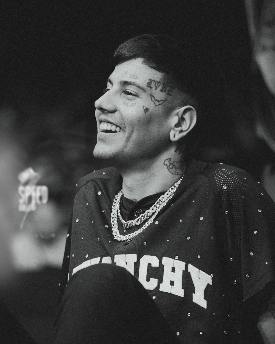 ໊ (@dukis) on Twitter photo 