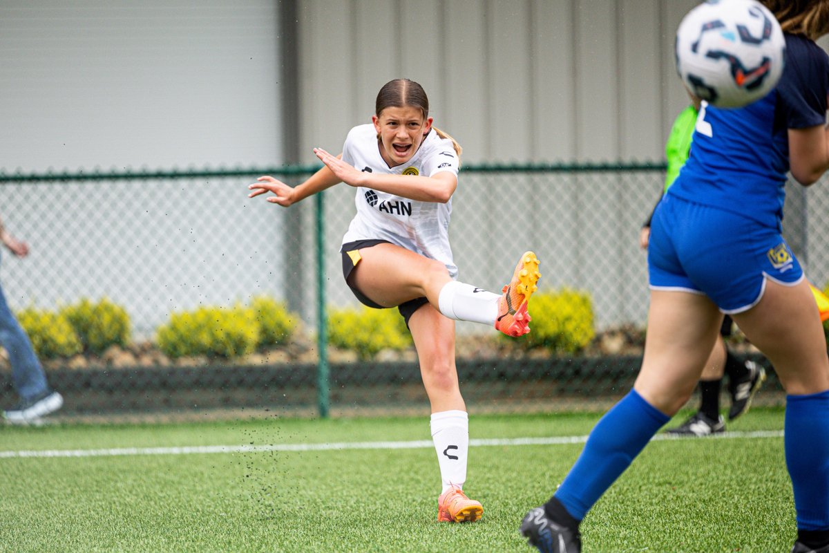 Home games &gt;&gt;&gt;&gt;
@ecnlboys @ecnlgirls @theecnl

#HoundsOnThree