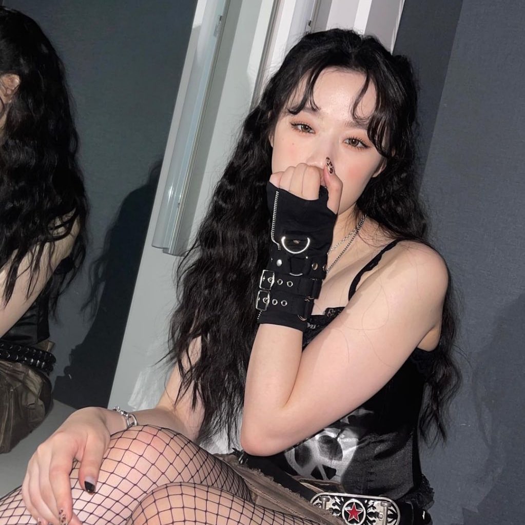 knyxdemonic's tweet image. ofni listo para irse a parar afuera de the #𝐈n𝖋ǝ𝕣na𝐥·우상·ℜ𝕒𝖉𝕚o con el fin de tirarle porritas al chiquillo .ᐟ así que voy a estar atenta al #ℌ𝕒𝖉e͟s·𖤐ʼ𝐃𝕒𝚢ː𝟏 por si hay alguna rifa por el radio

  𝑓lo𝚠er 𝐡asʜ𝚒ra ❀𖥨᩠ׄ݁  #𝚛uby