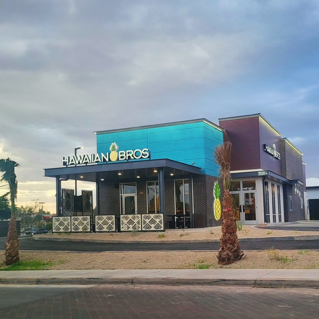Aloha, Phoenix, AZ! 🤙We’re officially open at 4520 E. Cactus Rd, Phoenix, AZ, 85032 and we can’t wait to meet you! If you’re in the area, stop by our new location today! 🎉 #hawaiianbros #hbros #grandopening #phoenix #arizona
