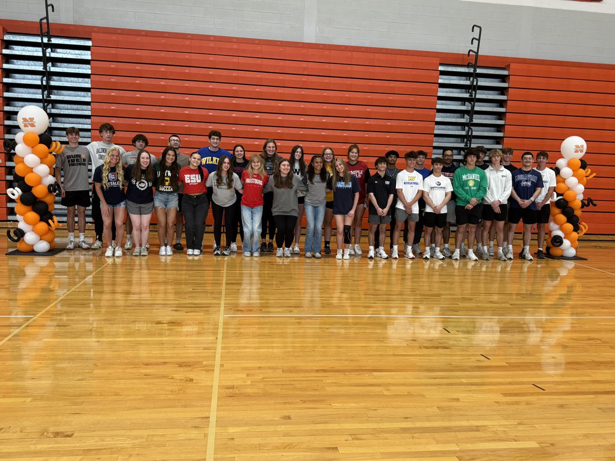 Congratulations to all our Senior Athletes on continuing their athletic careers at the college level!
We wish you much success and good luck!