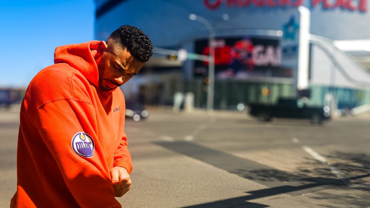 ICE District Authentics (@icedistrictauth) on Twitter photo DEFY ALL ODDS.
<a href="/EdmontonOilers/">Edmonton Oilers</a> x Defy by <a href="/evanderkane/">Evander Kane</a> - Drop 2
New pieces are now available at our Flagship Store and online at IceDistrictAuthentics.com.
#LetsGoOilers DEFY ALL ODDS.
<a href="/EdmontonOilers/">Edmonton Oilers</a> x Defy by <a href="/evanderkane/">Evander Kane</a> - Drop 2
New pieces are now available at our Flagship Store and online at IceDistrictAuthentics.com.
#LetsGoOilers
