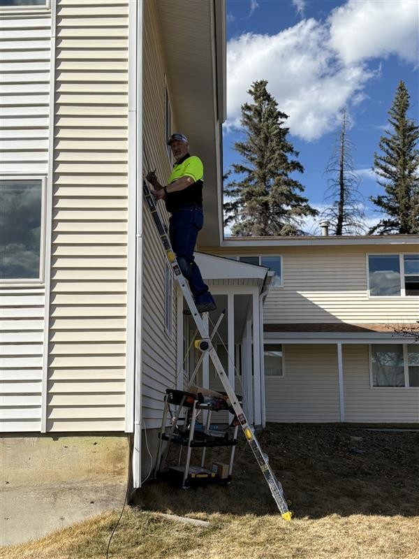 Our project at Montana Tech’s Green Apartments is an example of how tech can support safety. We completed the installation of <a href="/VerkadaHQ/">Verkada</a> cameras to improve student housing security.

Learn how we can implement scalable, cloud-managed systems hubs.la/Q03jYzg60 #PineCove