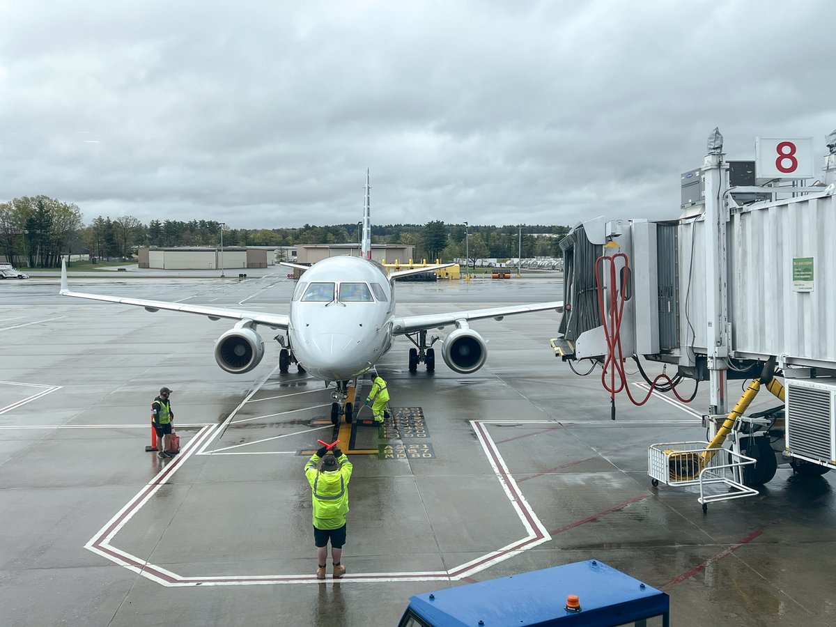Manchester-Boston Regional Airport (@flymanchester) on Twitter photo Welcome back, <a href="/fly2ohare/">O'Hare Intl. Airport</a>! π₯³ Today marks the return of seasonal service to Chicago O'Hare on <a href="/AmericanAir/">americanair</a>. This flight runs through November 1. Book your next adventure today!
πΈ: Paul (ItalianPauly on YouTube) Welcome back, <a href="/fly2ohare/">O'Hare Intl. Airport</a>! π₯³ Today marks the return of seasonal service to Chicago O'Hare on <a href="/AmericanAir/">americanair</a>. This flight runs through November 1. Book your next adventure today!
πΈ: Paul (ItalianPauly on YouTube)