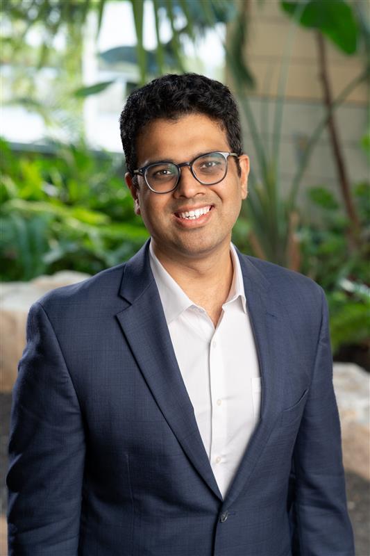 UW–Madison Computer Sciences (@wisconsincs) on Twitter photo Listen as <a href="/TannuSwamit/">Swamit Tannu</a> sits down with <a href="/WPR/">WPR</a>'s @lmeillershow for a primer on quantum computing — and speculates on where the field's accelerated growth may take us in 10-20 years.
Listen here:
wpr.org/shows/larry-me…
<a href="/UWMadisonECE/">UW Madison ECE</a> Listen as <a href="/TannuSwamit/">Swamit Tannu</a> sits down with <a href="/WPR/">WPR</a>'s @lmeillershow for a primer on quantum computing — and speculates on where the field's accelerated growth may take us in 10-20 years.
Listen here:
wpr.org/shows/larry-me…
<a href="/UWMadisonECE/">UW Madison ECE</a>