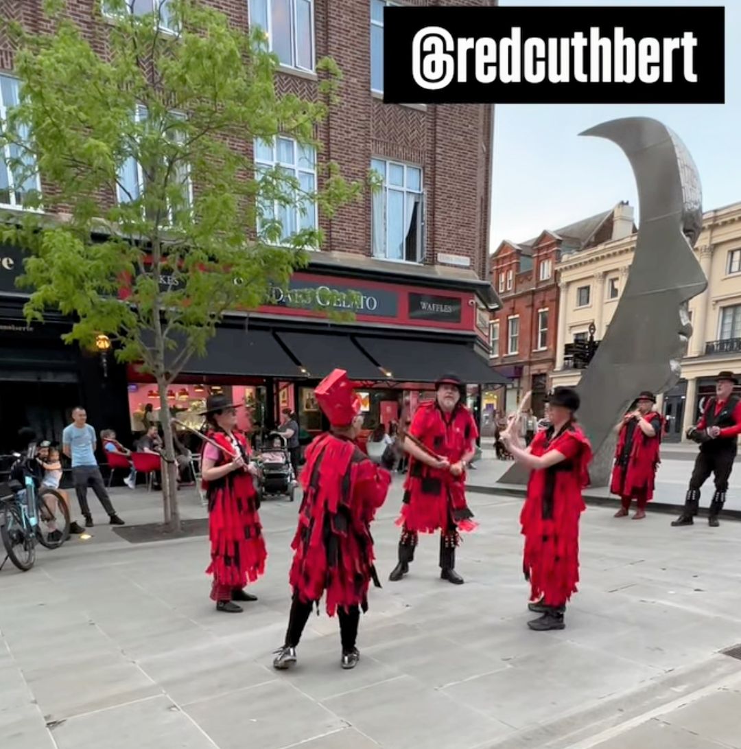 One of these pictures was taken as we celebrated sunrise on May Day in 2017. The other was taken at the far more civilised time of sunset this year. Can you tell which is which? #bedford #morris #MayDay