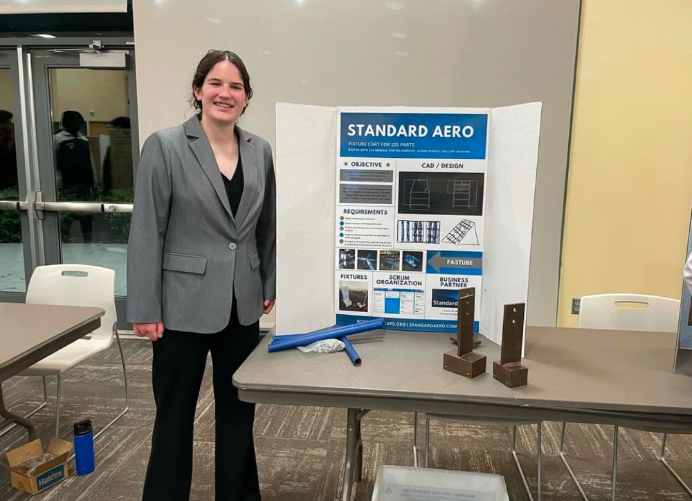 NorthlandCAPS's tweet photo. 🚀 Meet Eva Broksas — one of our incredible NCAPS scholarship winners!
She’s headed to KU to study Mechanical Engineering at the KU School of Engineering! 💙 We can’t wait to see how she helps shape the future through innovation and design. 📷@GalleryPort
#NCAPS #FutureEngineer https://t.co/3okr78ltik