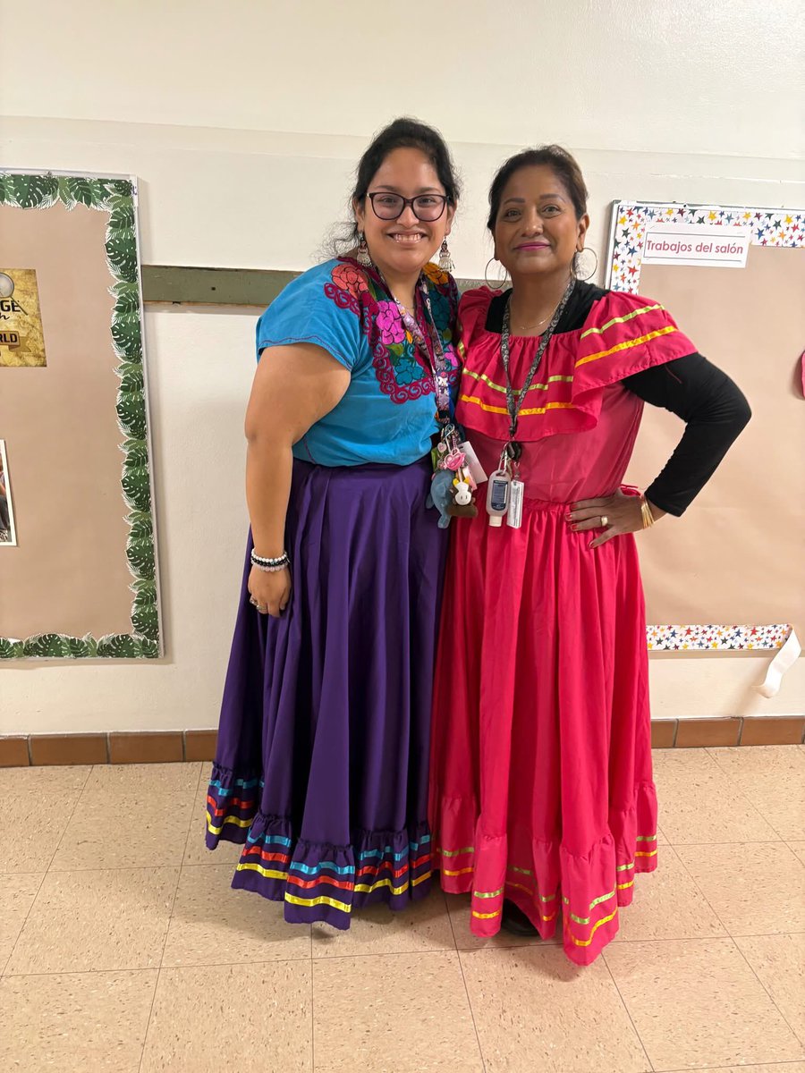 Burnet Elementary (@burnetallstars) on Twitter photo Our favorite mother-daughter in their beautiful traditional Mexican attire—celebrating Cinco de Mayo with pride, color, and corazón! <a href="/SoniaLoskot/">Dr. Sonia Loskot</a> <a href="/dallasschools/">Dallas ISD</a> Our favorite mother-daughter in their beautiful traditional Mexican attire—celebrating Cinco de Mayo with pride, color, and corazón! <a href="/SoniaLoskot/">Dr. Sonia Loskot</a> <a href="/dallasschools/">Dallas ISD</a>